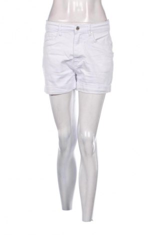 Pantaloni scurți de femei Red Seventy, Mărime S, Culoare Alb, Preț 7,99 Lei