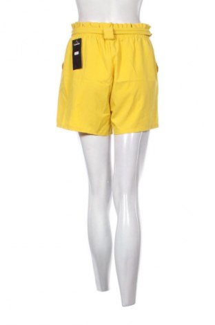 Pantaloni scurți de femei Unbranded, Mărime XL, Culoare Galben, Preț 52,08 Lei