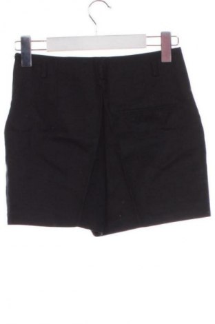 Pantaloni scurți de femei Zara, Mărime XS, Culoare Negru, Preț 53,99 Lei