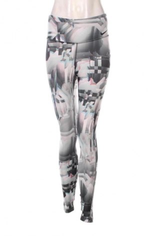 Дамски клин Nike, Размер S, Цвят Многоцветен, Цена 14,31 €