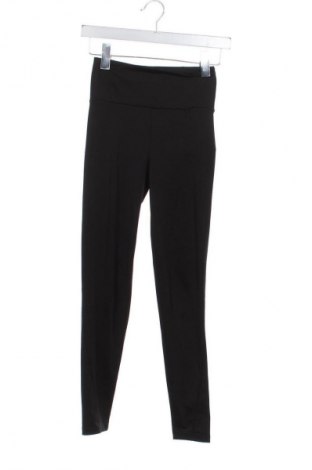 Дамски клин Sinsay, Размер XXS, Цвят Черен, Цена 5,11 €