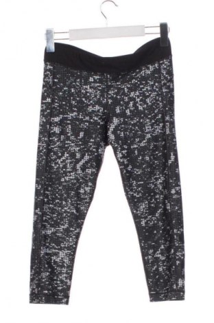 Дамски клин Under Armour, Размер M, Цвят Многоцветен, Цена 12,78 €