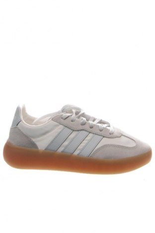 Încălțăminte de damă Adidas, Mărime 38, Culoare Multicolor, Preț 355,99 Lei