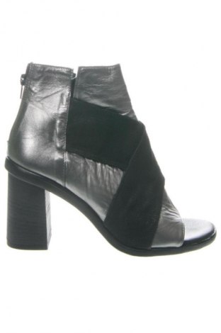 Încălțăminte de damă Indigo, Mărime 39, Culoare Multicolor, Preț 294,99 Lei