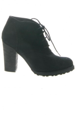 Dámske topánky  Mango, Veľkosť 37, Farba Čierna, Cena  16,97 €