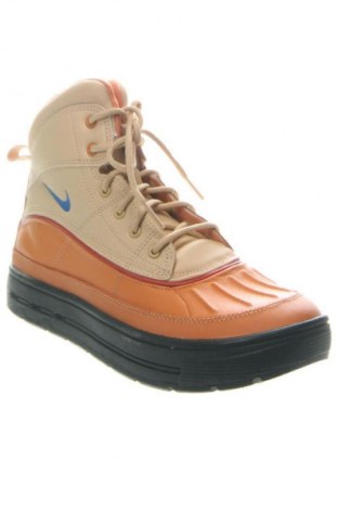 Γυναικεία παπούτσια Nike, Μέγεθος 37, Χρώμα Πολύχρωμο, Τιμή 122,89 €