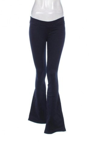 Дамски панталон Bershka, Размер S, Цвят Син, Цена 24,03 €