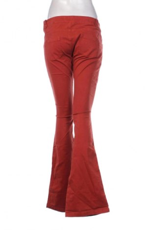 Γυναικείο παντελόνι Bershka, Μέγεθος M, Χρώμα Κόκκινο, Τιμή 24,99 €