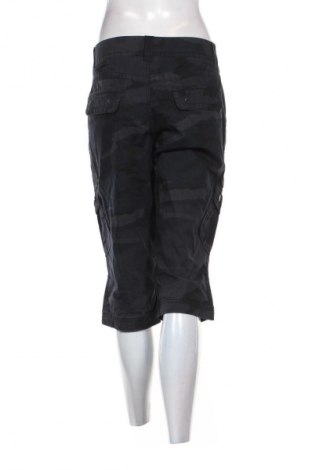 Pantaloni de femei Esprit, Mărime L, Culoare Multicolor, Preț 109,99 Lei