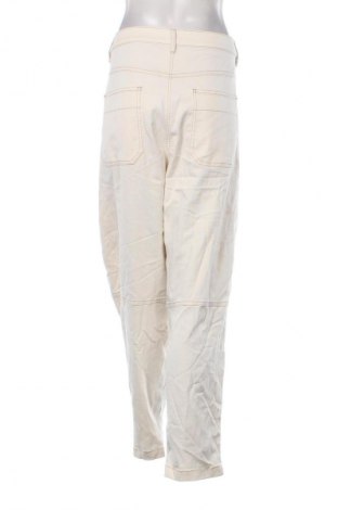 Дамски панталон Gerry Weber, Размер 4XL, Цвят Екрю, Цена 16,36 €