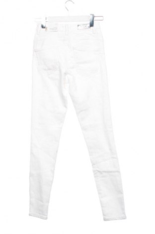 Pantaloni de femei ONLY, Mărime XS, Culoare Alb, Preț 110,99 Lei