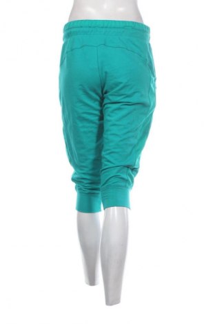 Γυναικείο παντελόνι PUMA, Μέγεθος M, Χρώμα Πράσινο, Τιμή 12,99 €