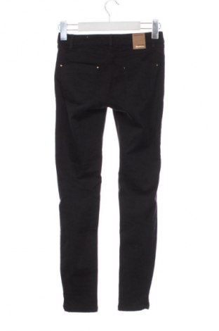 Дамски панталон Stradivarius, Размер XS, Цвят Черен, Цена 4,60 €