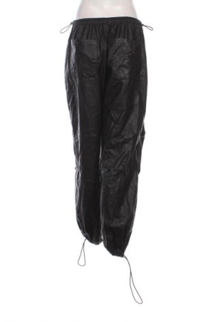 Damenhose Stradivarius, Größe L, Farbe Schwarz, Preis € 5,99