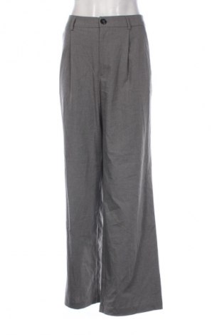 Damskie spodnie Stradivarius, Rozmiar L, Kolor Szary, Cena 78,99 zł