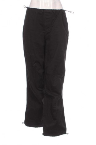 Γυναικείο παντελόνι Stradivarius, Μέγεθος S, Χρώμα Μαύρο, Τιμή 6,99 €