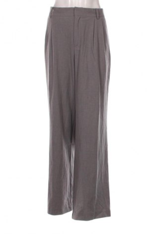 Γυναικείο παντελόνι Top Secret, Μέγεθος L, Χρώμα Γκρί, Τιμή 23,99 €