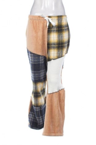 Дамски панталон Unbranded, Размер S, Цвят Многоцветен, Цена 2,55 €