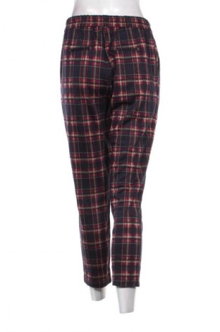 Pantaloni de femei United Colors Of Benetton, Mărime M, Culoare Multicolor, Preț 26,99 Lei