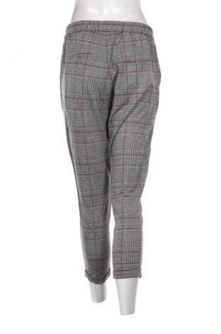 Pantaloni de femei United Colors Of Benetton, Mărime M, Culoare Multicolor, Preț 26,99 Lei