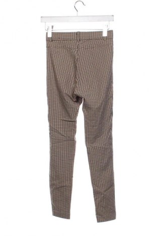 Pantaloni de femei Zara, Mărime XS, Culoare Multicolor, Preț 35,99 Lei
