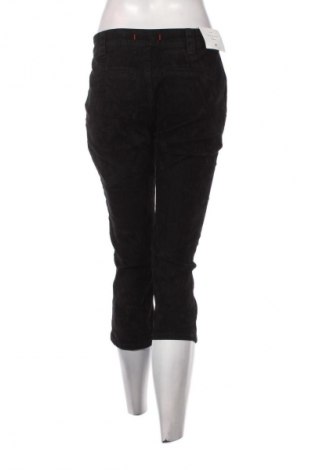 Pantaloni de femei Zara, Mărime M, Culoare Negru, Preț 64,99 Lei