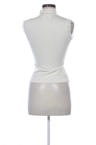 Dámský top Happening, Velikost M, Barva Krémová, Cena  189,00 Kč