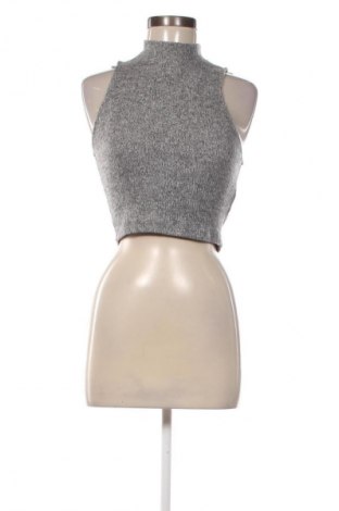 Top de femei Pull&Bear, Mărime M, Culoare Gri, Preț 11,99 Lei