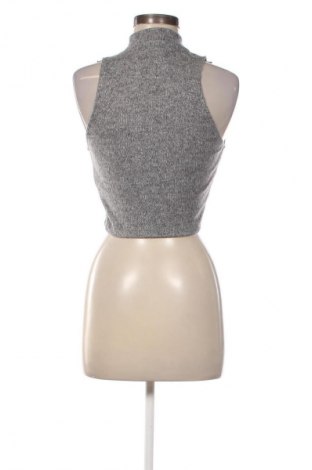 Top de femei Pull&Bear, Mărime M, Culoare Gri, Preț 11,99 Lei