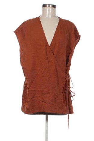 Top de femei Zara, Mărime M, Culoare Maro, Preț 53,99 Lei