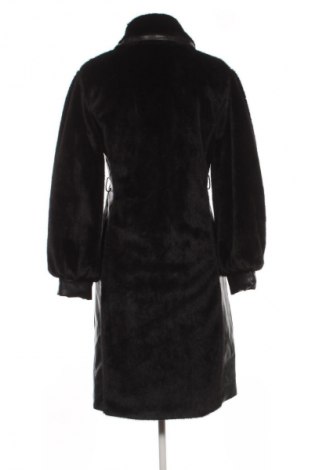 Дамско кожено палто Gaudi, Размер L, Цвят Черен, Цена 176,39 €