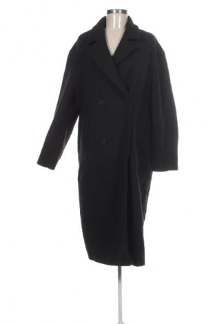 Dámský kabát  Bershka, Velikost M, Barva Černá, Cena  1 349,00 Kč