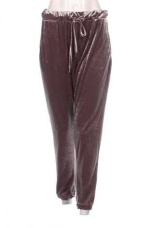 Pantaloni trening de femei Zara, Mărime M, Culoare Mov deschis, Preț 38,99 Lei