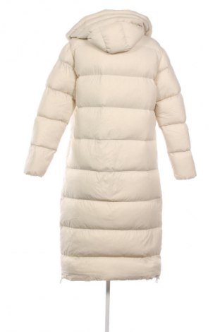 Дамско яке IQ STUDIO, Размер M, Цвят Бежов, Цена 143,16 €