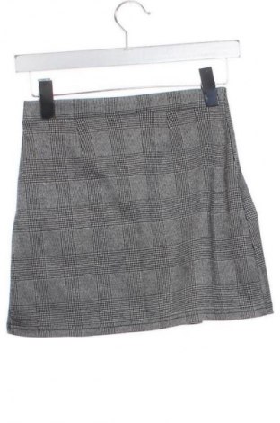 Kinderrock Unbranded, Größe 7-8y/ 128-134 cm, Farbe Mehrfarbig, Preis 10,00 €