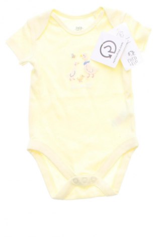 Gyerek overál Unbranded, Méret 3-6m / 62-68 cm, Szín Sárga, Ár 2 112 Ft