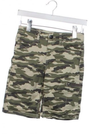 Kinder Shorts C&A, Größe 9-10y/ 140-146 cm, Farbe Mehrfarbig, Preis 4,99 €