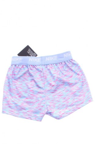 Kinder Shorts Nike, Größe 12-18m/ 80-86 cm, Farbe Mehrfarbig, Preis 27,99 €