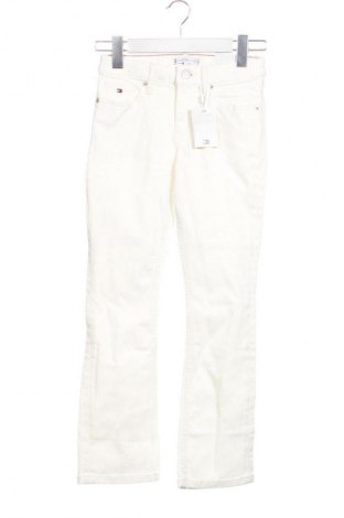 Детски панталон Tommy Hilfiger, Размер 8-9y/ 134-140 см, Цвят Екрю, Цена 38,34 €