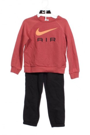 Kinder Sportanzug Nike, Größe 5-6y/ 116-122 cm, Farbe Mehrfarbig, Preis € 32,99