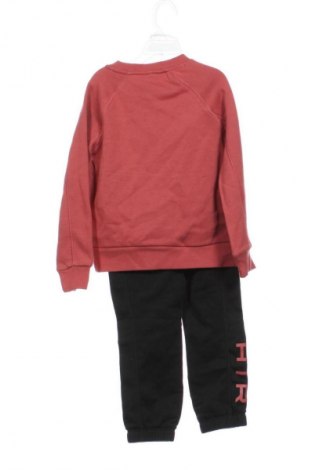 Детски спортен екип Nike, Размер 3-4y/ 104-110 см, Цвят Многоцветен, Цена 42,94 €