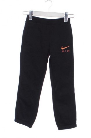 Dziecięce spodnie sportowe Nike, Rozmiar 5-6y/ 116-122 cm, Kolor Czarny, Cena 97,99 zł