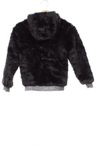 Dětská bunda  United Colors Of Benetton, Velikost 7-8y/ 128-134 cm, Barva Černá, Cena  539,00 Kč