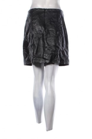 Kožená sukňa  Amisu, Veľkosť M, Farba Čierna, Cena  1,95 €