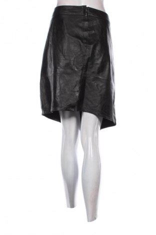 Kožená sukně  Paprika, Velikost 3XL, Barva Černá, Cena  819,00 Kč