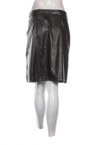 Пола Unbranded, Размер M, Цвят Черен, Цена 6,64 €