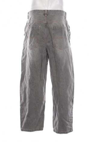 Мъжки дънки Bershka, Размер S, Цвят Сив, Цена 10,73 €