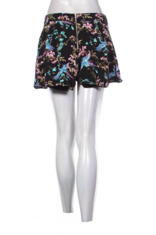 Пола - панталон Nly Trend, Размер M, Цвят Многоцветен, Цена 12,01 €