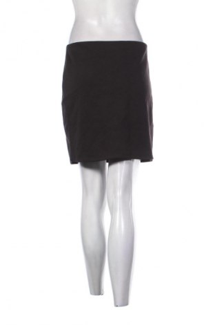 Пола H&M, Размер M, Цвят Черен, Цена 2,04 €