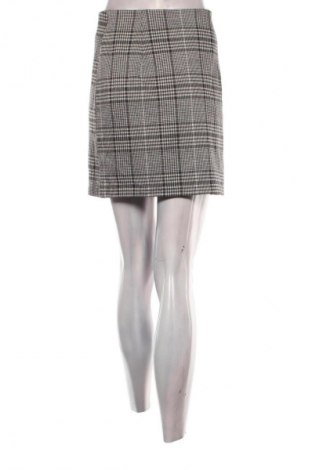 Пола H&M Divided, Размер S, Цвят Многоцветен, Цена 2,04 €